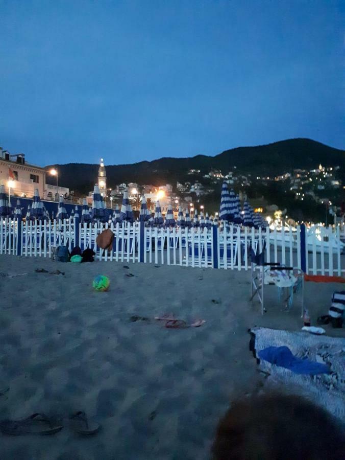 Appartamento Terrazza Vista Mare Mozzafiato Moneglia Kültér fotó