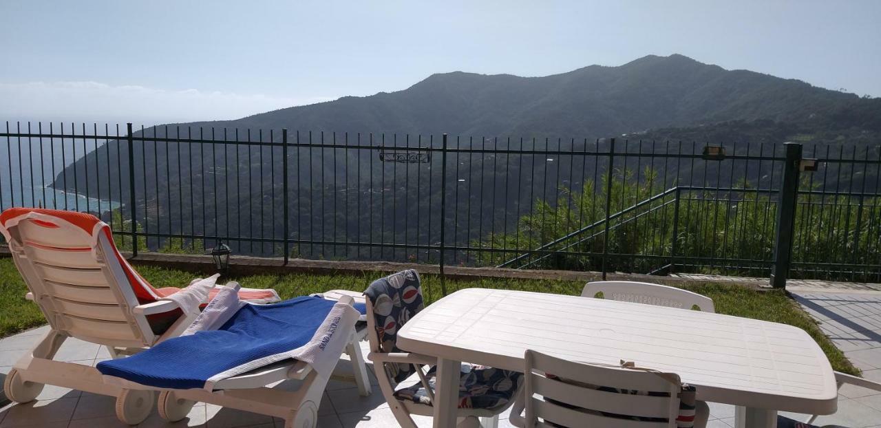 Appartamento Terrazza Vista Mare Mozzafiato Moneglia Kültér fotó